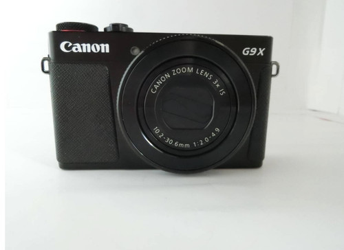 Near mint canon powershot - [near,